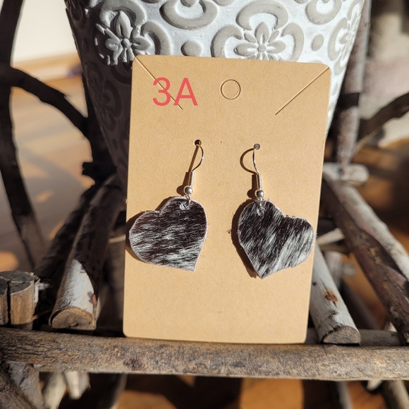 Jewelry - .5 inch Cowhide Heart Earrings